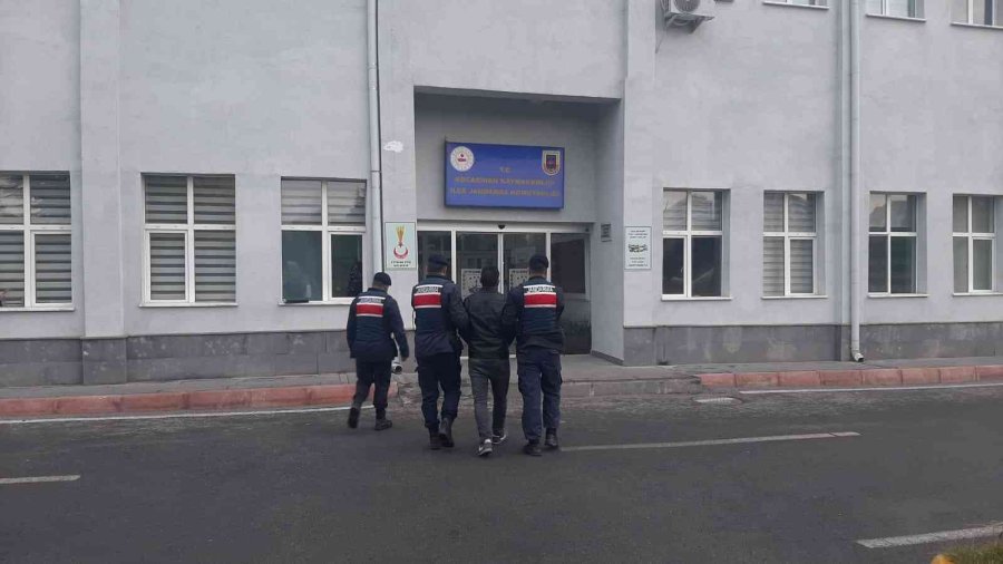 Deaş Üyesi Şahıs Jandarmadan Kaçamadı