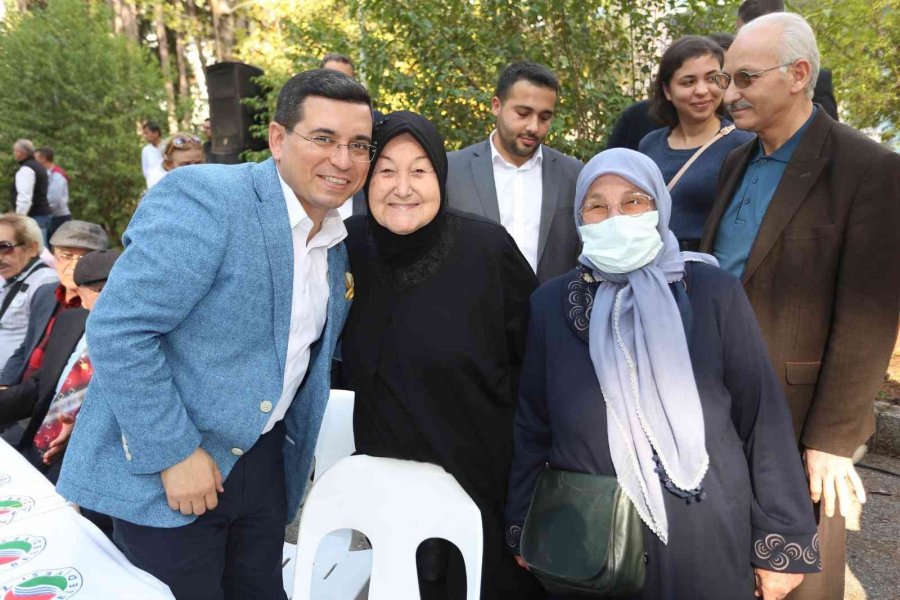 Başkan Tütüncü, Antalya Pil Fabrikası Emektarlarıyla Bir Araya Geldi