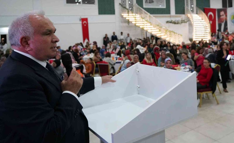 Bin 500 Kadın ’güçlü Kadın, Güçlü Türkiye’ Sloganıyla Bir Araya Geldi