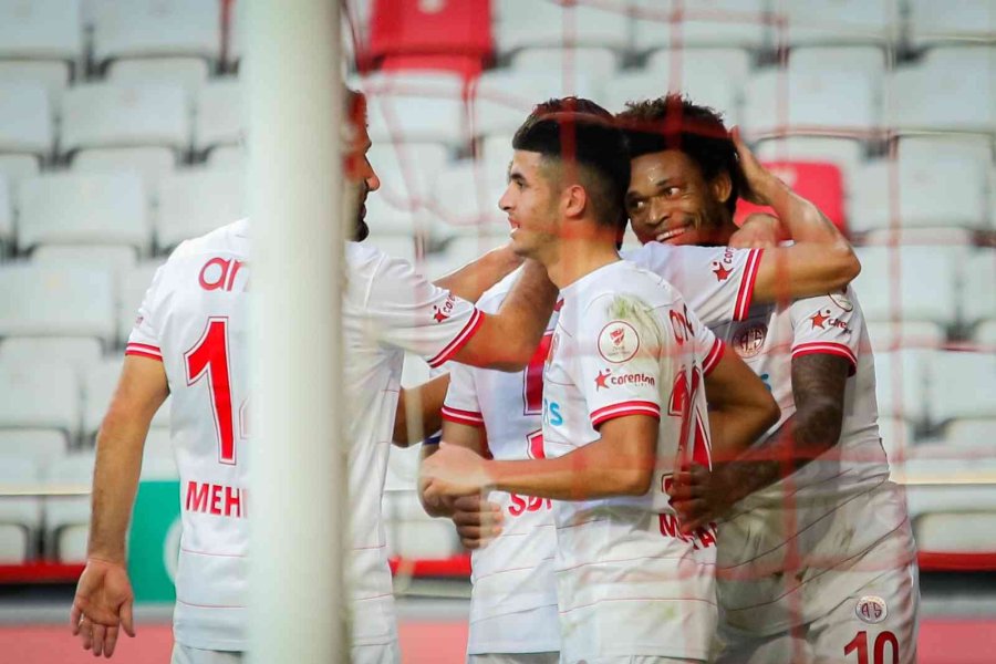 Ziraat Türkiye Kupası: Fta Antalyaspor: 3 - Pendikspor: 0