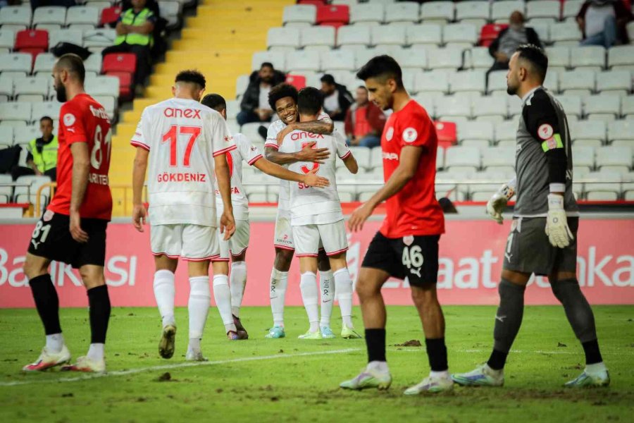 Ziraat Türkiye Kupası: Fta Antalyaspor: 3 - Pendikspor: 0