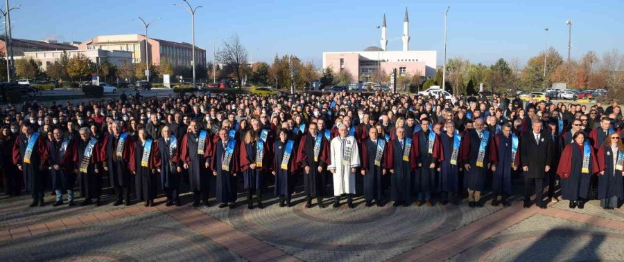 Esogü’de Büyük Önder Atatürk Anıldı