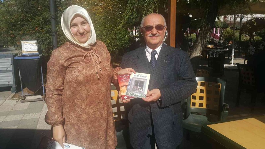 Eskişehirli 68 Yaşında Halk Ozanı Ve Devlet Sanatçısı Kâmil Sayın’a Vefa Etkinliği Düzenlendi