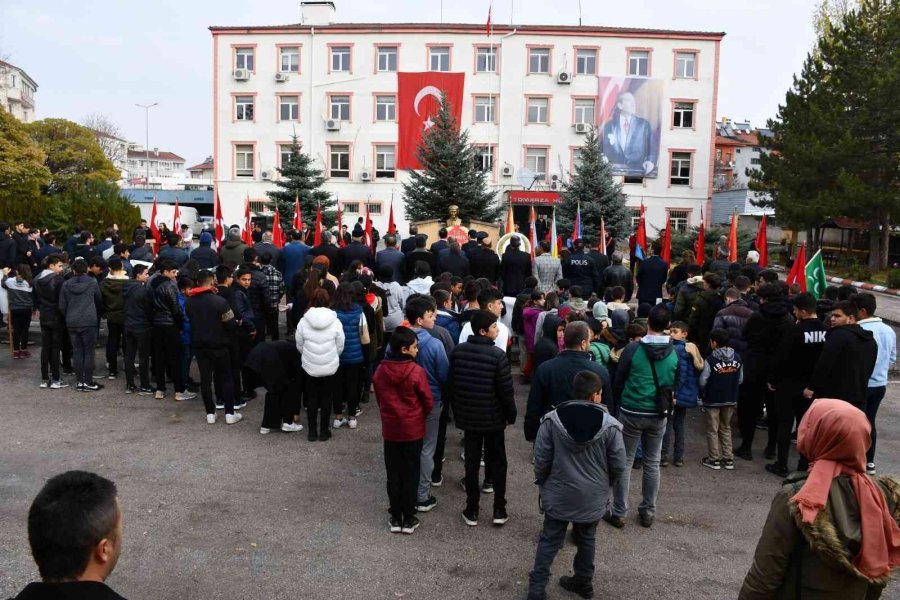 Atatürk, Tomarza’da Anıldı