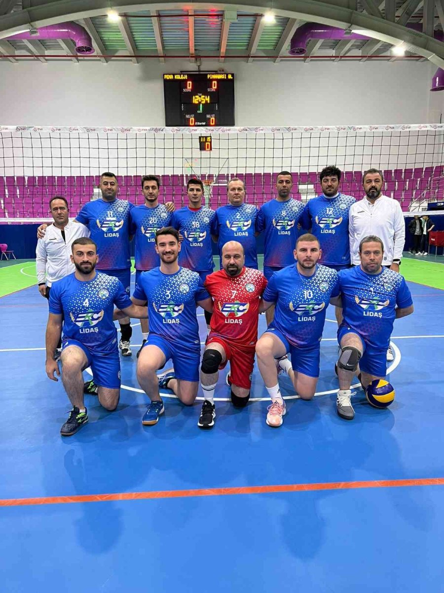 Kayseri Pınarbaşı Evinde, Hürriyet Mtal Deplasmanda