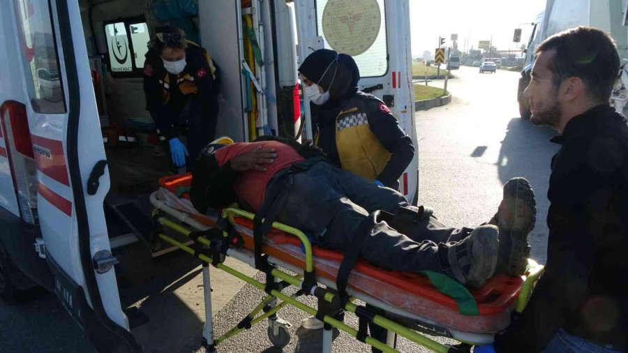 Trafik Kazasında Eşini Kaybeden Yaralı Adamın Feryatları Yürekleri Dağladı