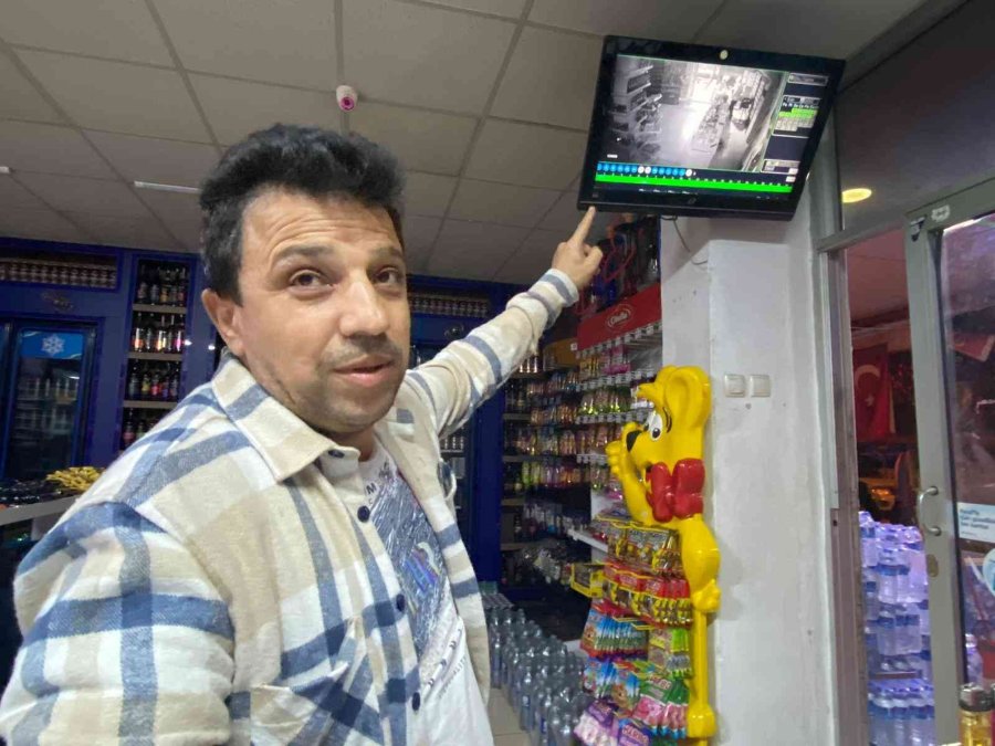 Antalya’da Levyeli Hırsız Durdurulamıyor