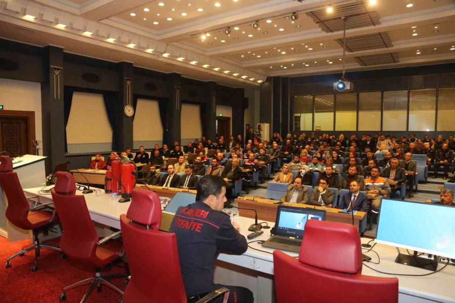 Büyükşehirden Personele Yangın, Deprem Ve Trafik Kazaları’ Eğitimi