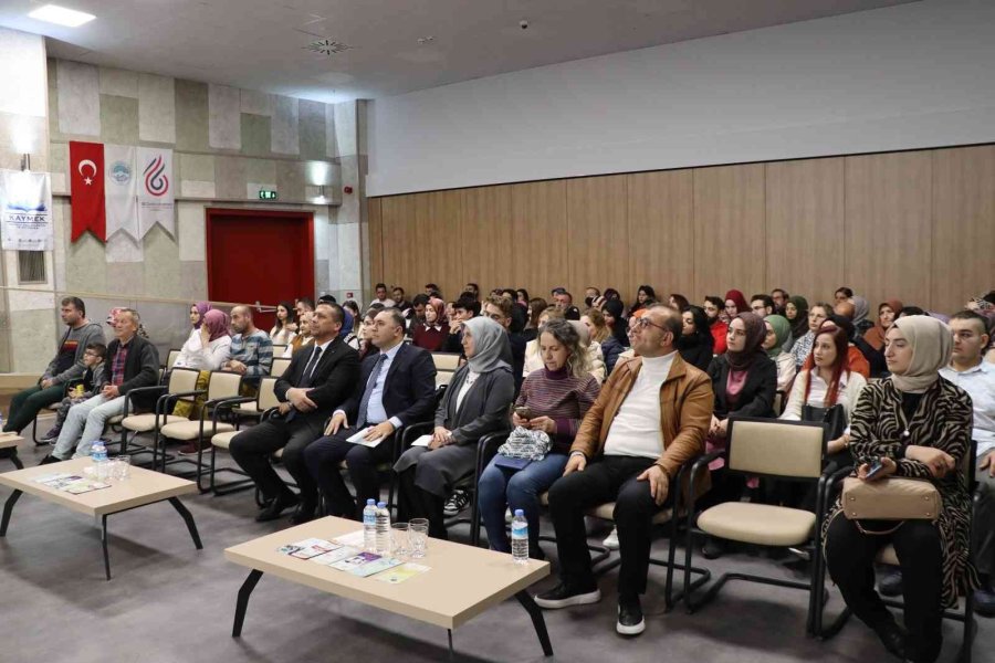 Büyükşehir’in 7’nci Mutlu Evlilik Akademisi, İlk Haftasında Tam Not Aldı