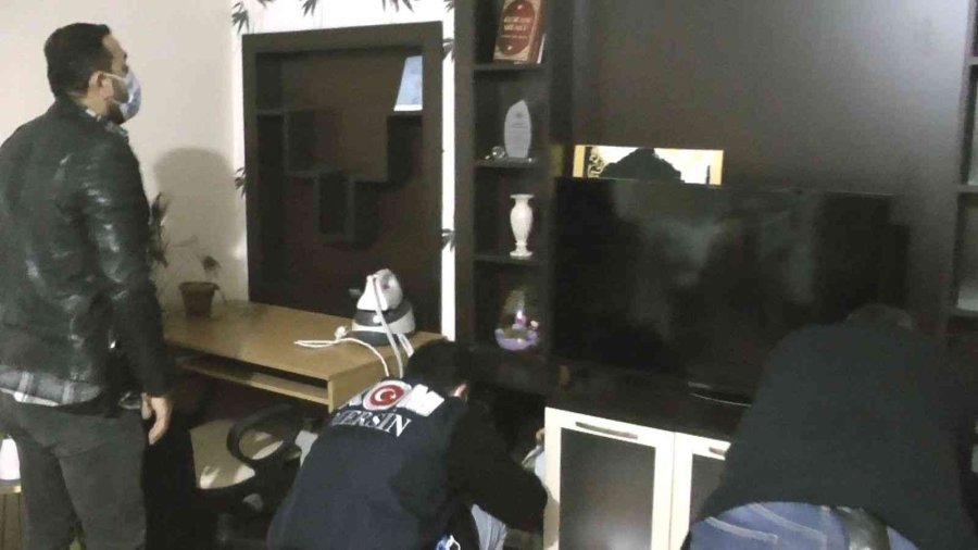 Mersin’de Fetö’nün Güncel Yapılanmasına Operasyon: 9 Gözaltı