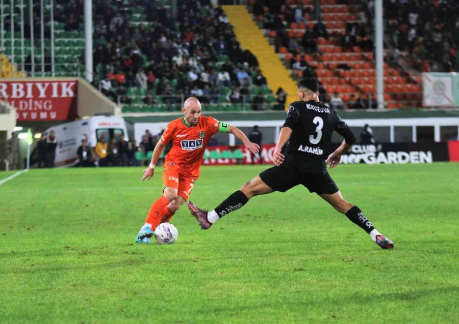 Spor Toto Süper Lig: Corendon Alanyaspor: 0 - Adana Demirspor: 0 (maç Sonucu)