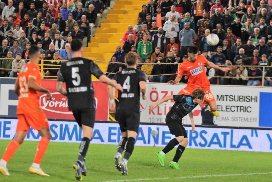 Spor Toto Süper Lig: Corendon Alanyaspor: 0 - Adana Demirspor: 0 (maç Sonucu)