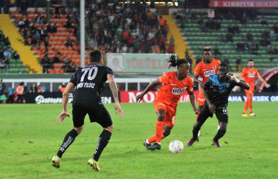 Spor Toto Süper Lig: Corendon Alanyaspor: 0 - Adana Demirspor: 0 (maç Sonucu)