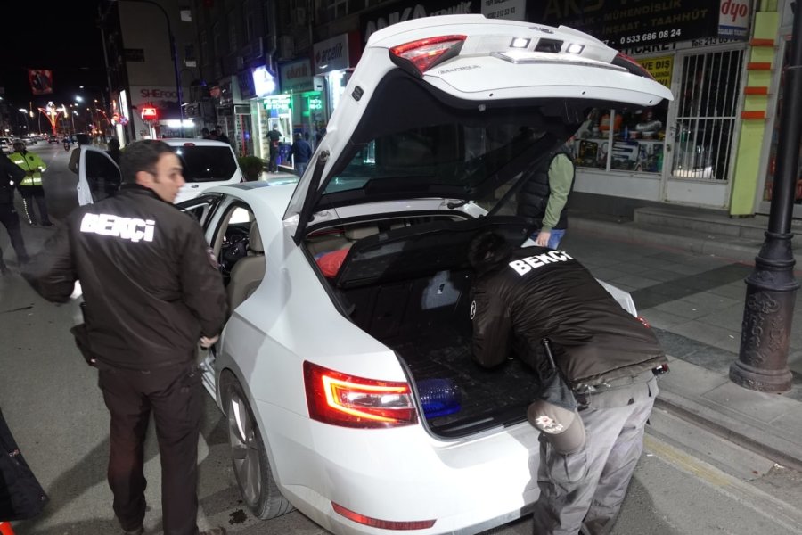 Uygulamalarda Yakalanan 32 Şahıstan 12’si Tutuklandı