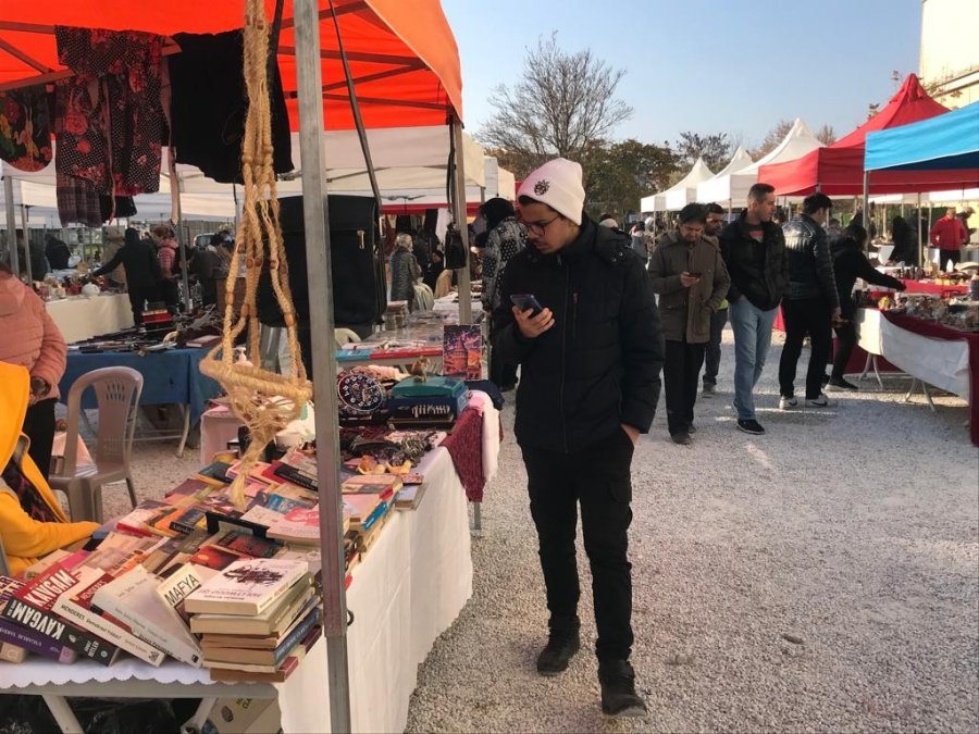 Eskişehir Antika Pazarı’na Öğrenci Etkisi
