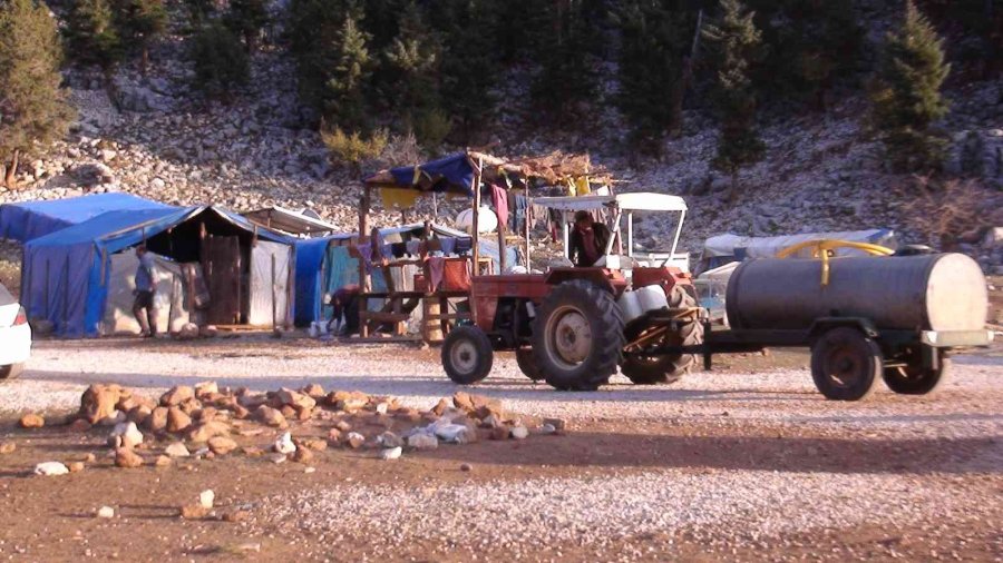Antalya’da Yörüklerin Yayladan Dönüşü Başladı