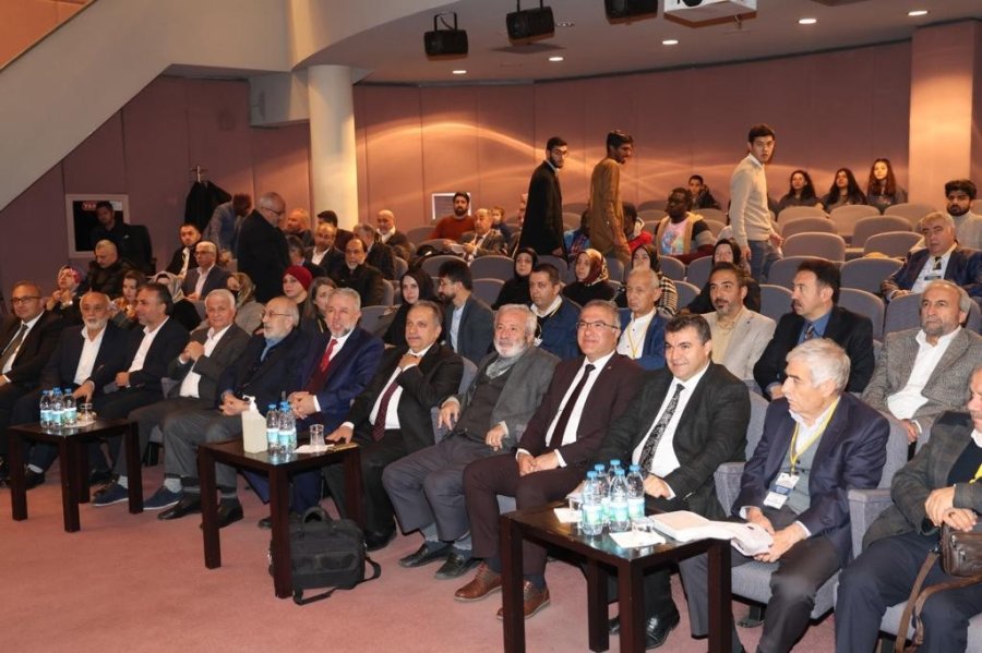 Büyükşehir’in Ev Sahipliğinde ‘tarihi Yaşatmak, Şehri Yaşatmak’ Bilgi Şöleni