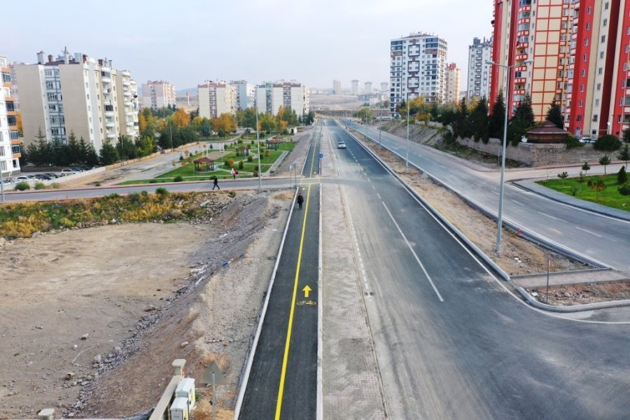 Başkan Çolakbayrakdar: "vatandaşlarımıza, Daha Güzel Yaşam Olanaklarını Sağlıyoruz"