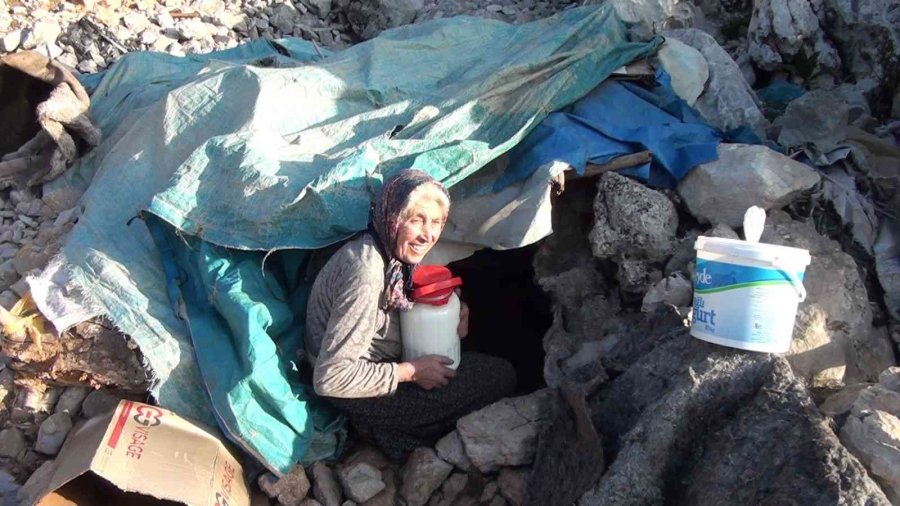 Antalya’da Yörüklerin Yayladan Dönüşü Başladı