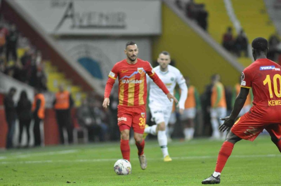 Spor Toto Süper Lig: Kayserispor: 1 - Konyaspor: 2 (ilk Yarı)