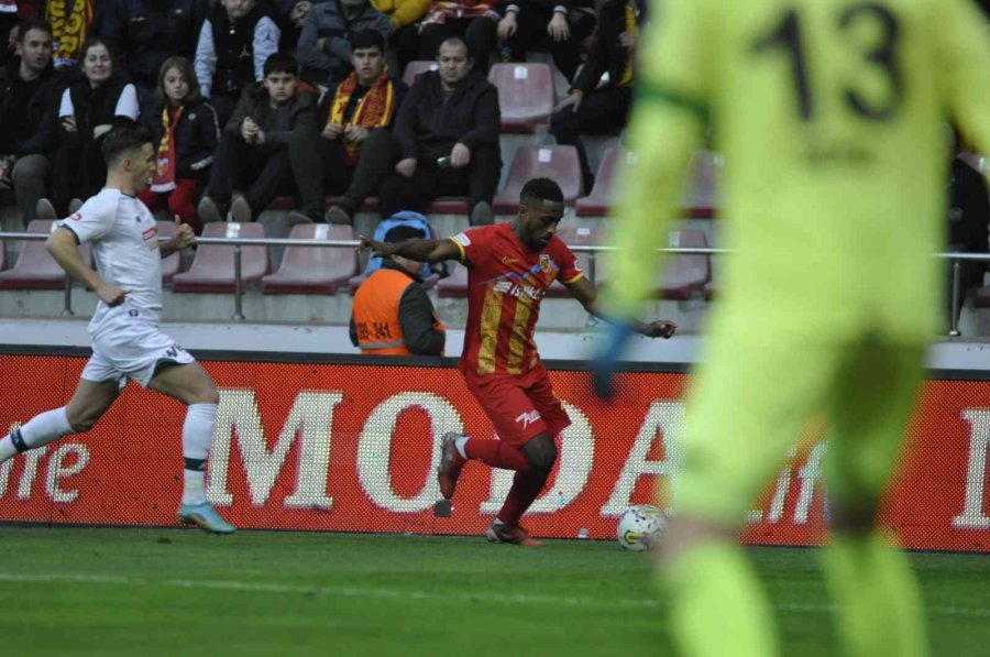 Spor Toto Süper Lig: Kayserispor: 1 - Konyaspor: 2 (ilk Yarı)