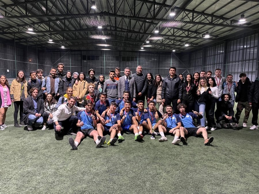 Öğrenci Kulüpleri Halı Saha Turnuvası’nda Şampiyon Belli Oldu