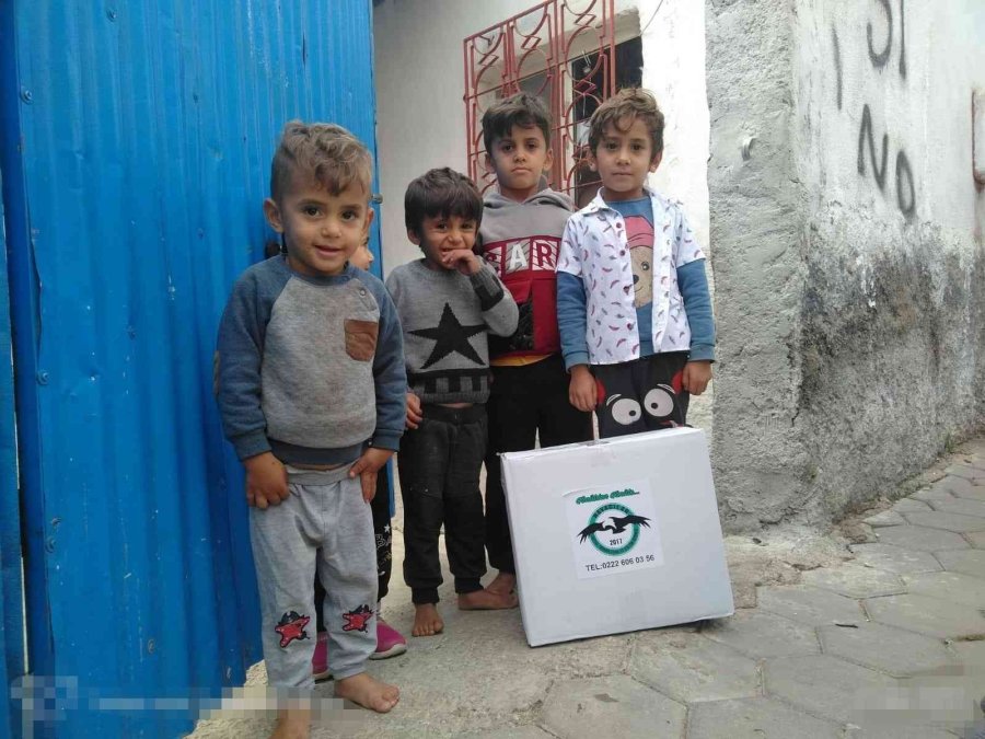 5 Yılda 15 Bin Erzak Kolisi Dertlere Derman Oldu