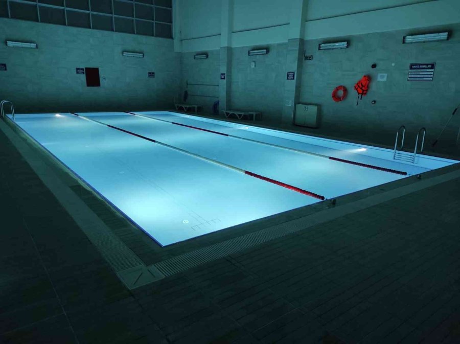 Kayseri Büyükşehir Belediyesi, 10 Ayda 60 Bin Kişiye Yüzme Kursu Verdi