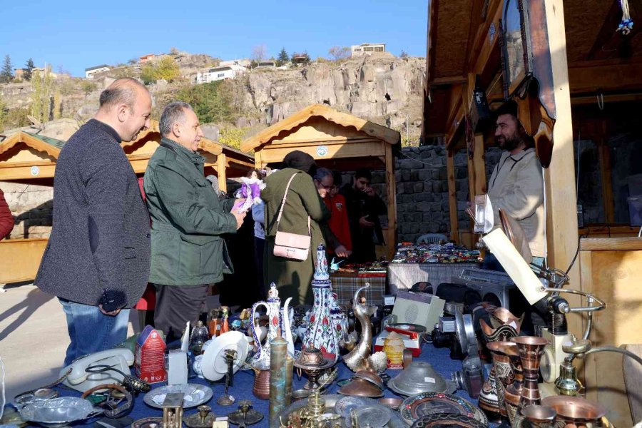 Antika Pazarı Ufuk Açtı