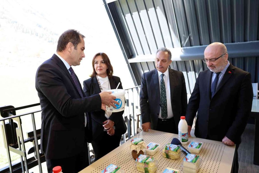 “talas Süt Evi” Ürünleri Görücüye Çıktı