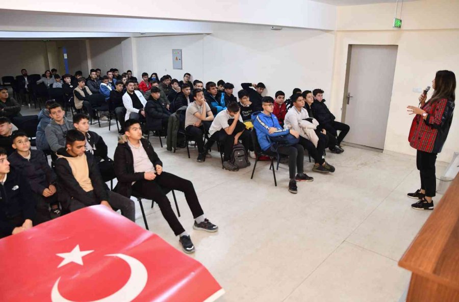 46 Okulda 2 Bin 794 Öğrenciye İklim Değişikliği Ve Enerji Yönetimi Eğitimi