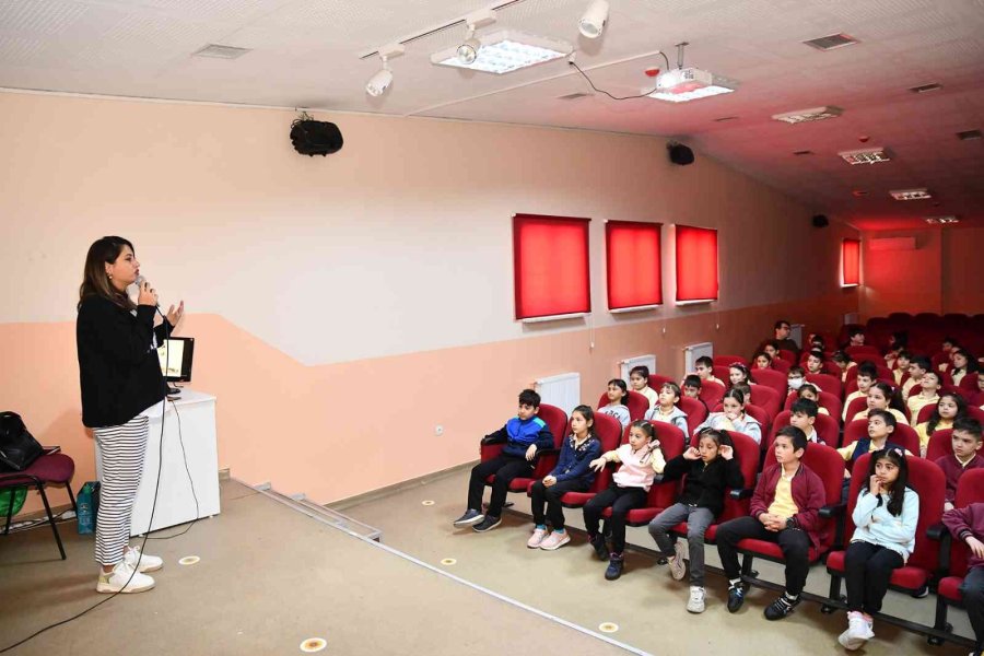 46 Okulda 2 Bin 794 Öğrenciye İklim Değişikliği Ve Enerji Yönetimi Eğitimi