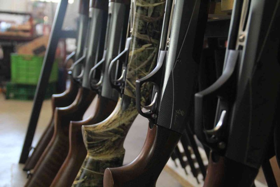 Antalya’dan Dünyaya Tüfek İhraç Ediyor, Talebe Yetişemiyor