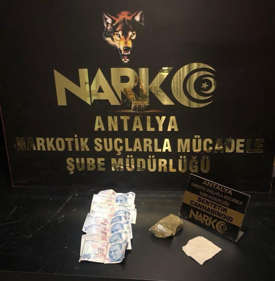 Antalya’da Uyuşturucu Madde Satan Zehir Tacirlerine Operasyon: 3 Gözaltı