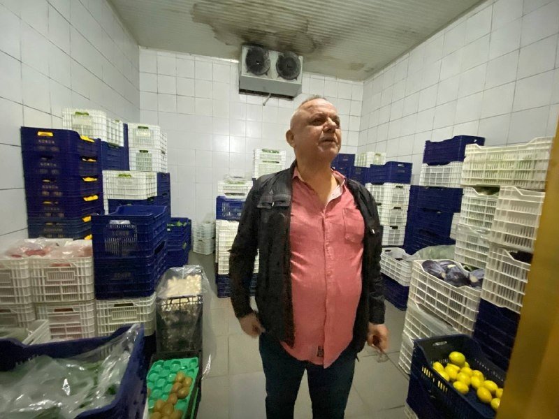 Yer Altından Kilometrelerce Yürüyerek Elektrik Kablolarını Çalan Hırsızlar Hal Esnafını Canından Bezdirdi