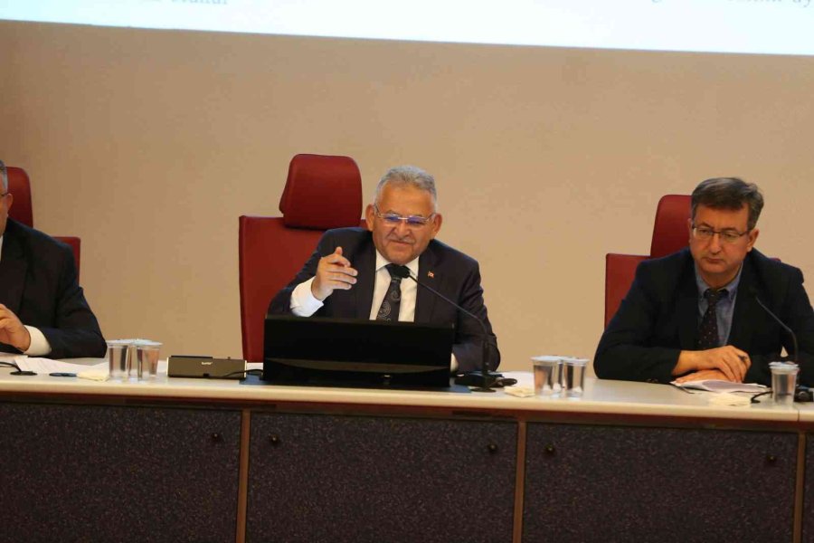 Büyükşehir Meclisi’nden Kadın İstihdamını Artıracak İki Önemli Karar