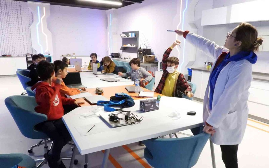 Kepez’de Bilimsel Tatil