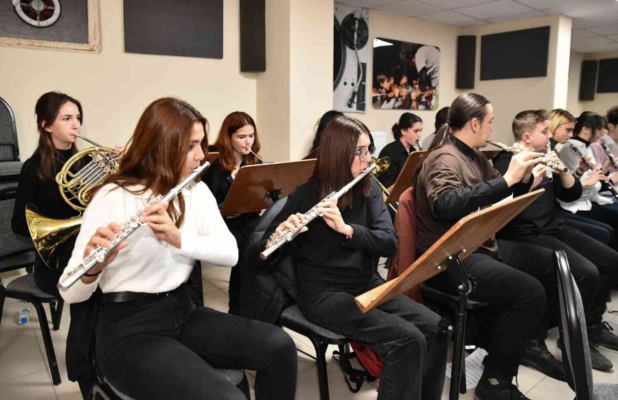 Muhteşem Konser Öncesi Son Provalar