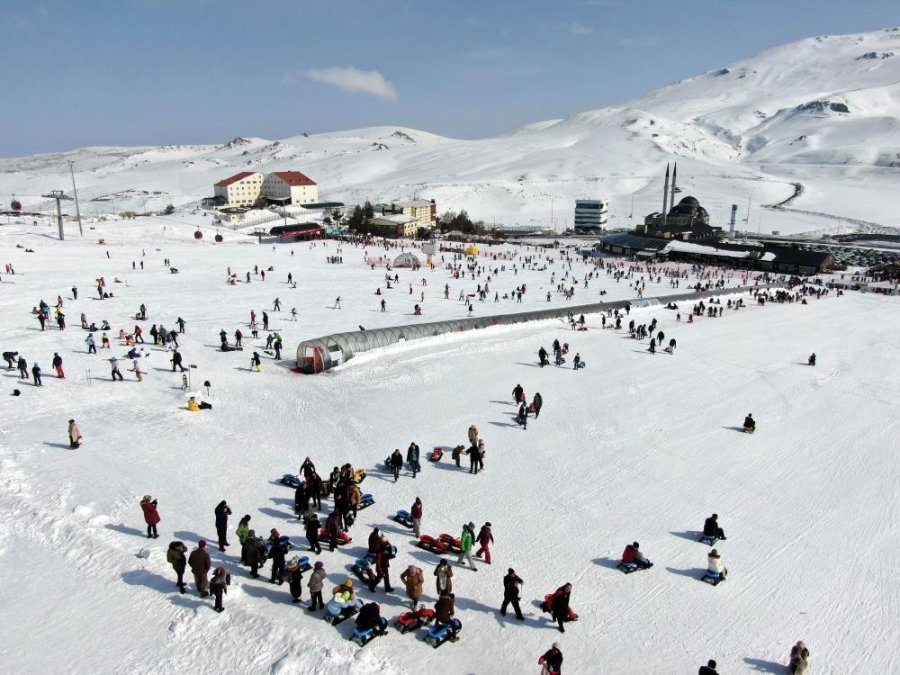 Erciyes’te Hedef 3 Milyon Turist