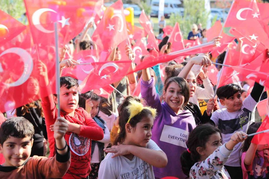 Çocuklar Ara Tatilde Şenlikte Buluştu