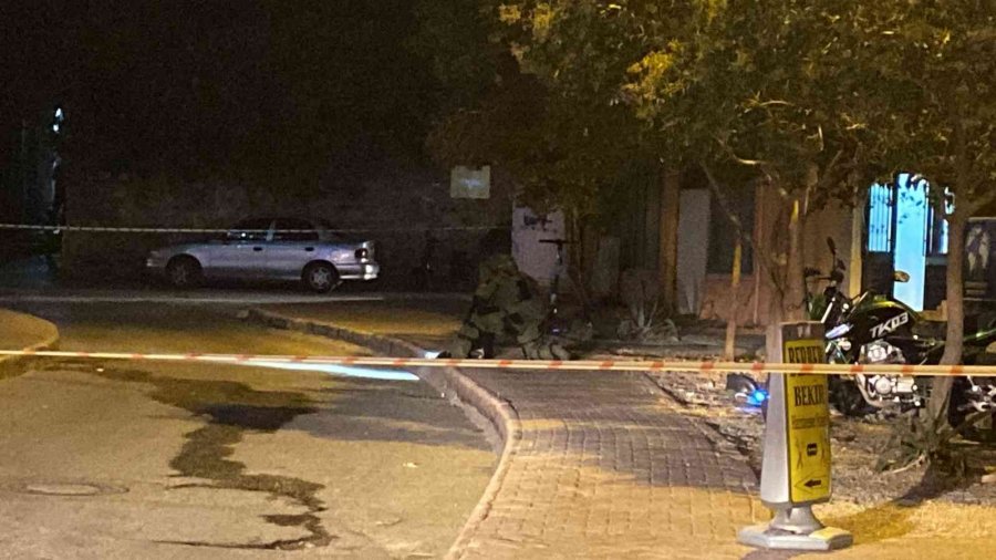 Antalya’da Şüpheli Çanta Boş Çıktı