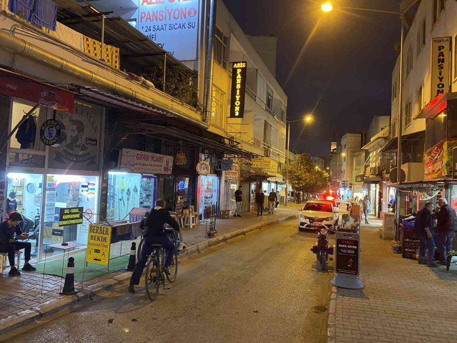 Antalya’da Şüpheli Çanta Boş Çıktı