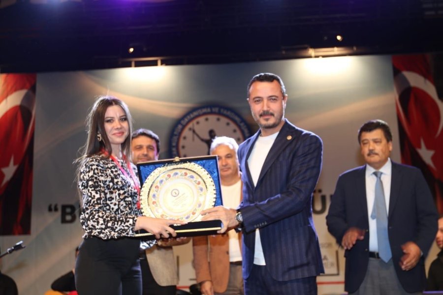 Bucaklılar Tanıtım Gününde Bir Araya Geldi