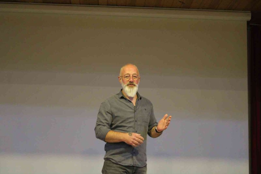 Uzmanından Makro Fotoğrafçılık Teknikleri