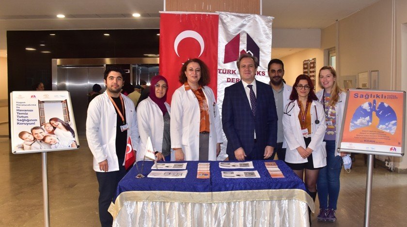 Esogü Hastanesi’nde Dünya Koah Günü Etkinliği Düzenlendi