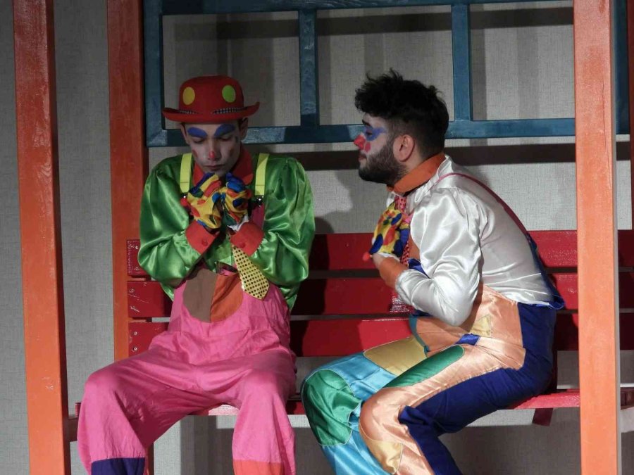 Kbt’den Çocuklara Oyun Hediyesi