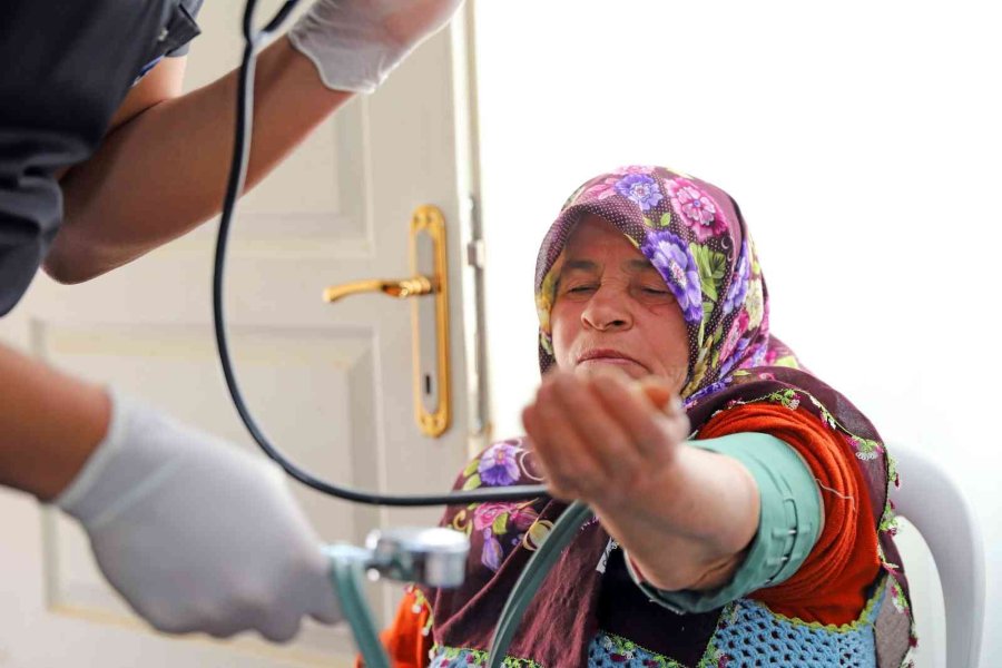 Alanya Belediyesi’nin Kırsalda Sağlık Hizmetleri Devam Ediyor