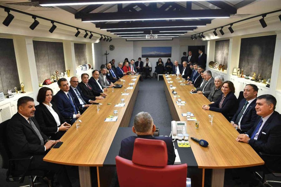 Başkan Büyükkılıç: “ihracatta 4 Milyar Doları Kayseri’mizin İnşallah Yakaladığını Görüyoruz"