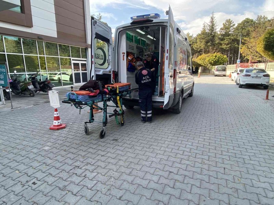 Konya’da Otomobiller Çarpıştı: 2 Yaralı