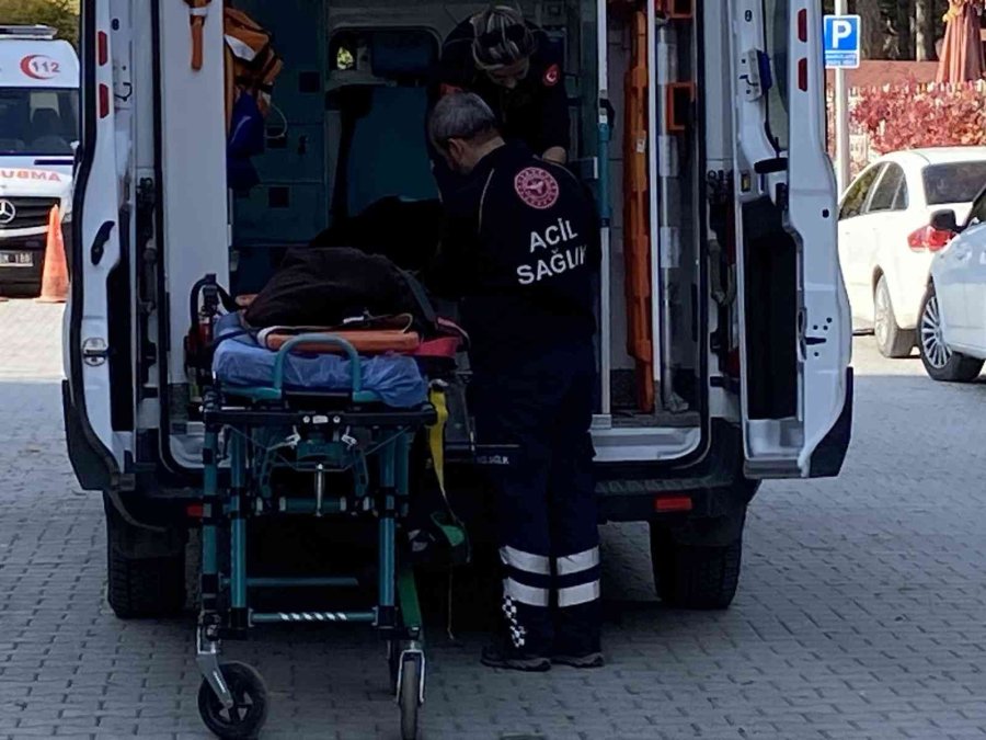 Konya’da Otomobiller Çarpıştı: 2 Yaralı